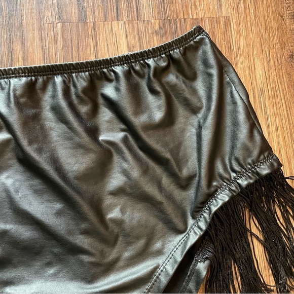 Body Rage Black Faux Leather Fringe Bikini Cut Bottoms Shorts Sz Large - Picture 6 of 8